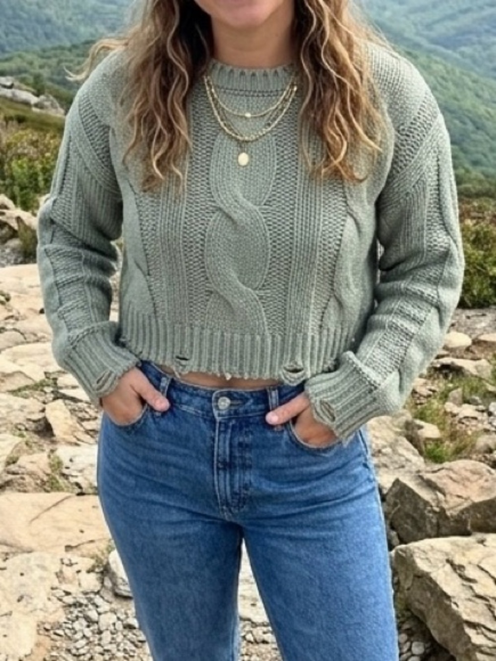 Forever 21 Intentionally Distressed Cropped Cable Knit Sweater Small Green